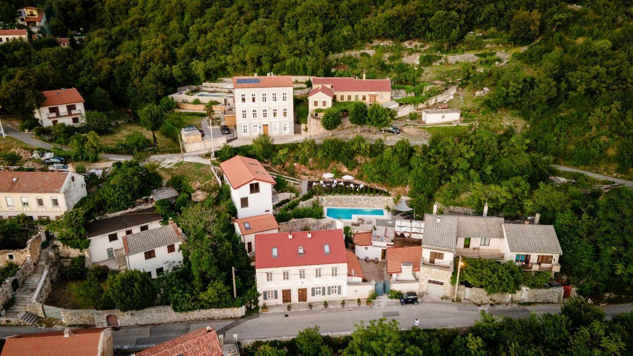 Boutique B&B Mali Pariz Grizane-Belgrad Exterior photo