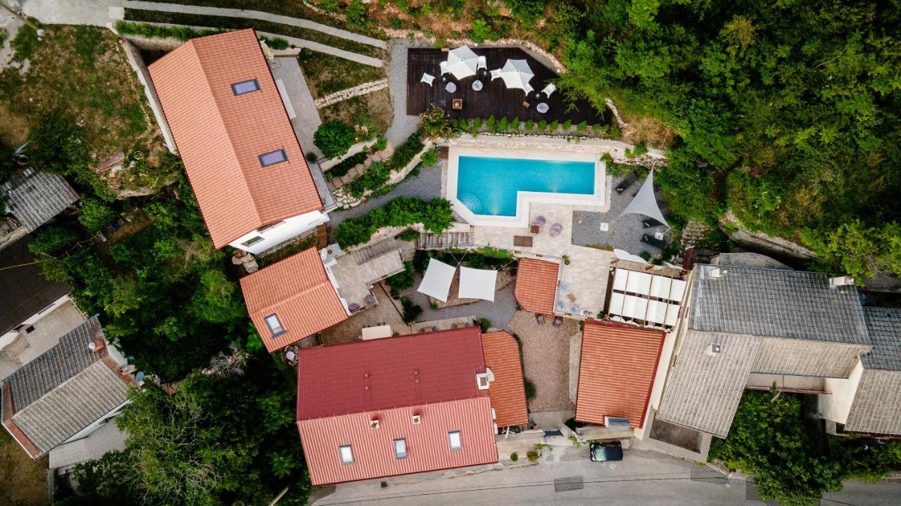 Boutique B&B Mali Pariz Grizane-Belgrad Exterior photo