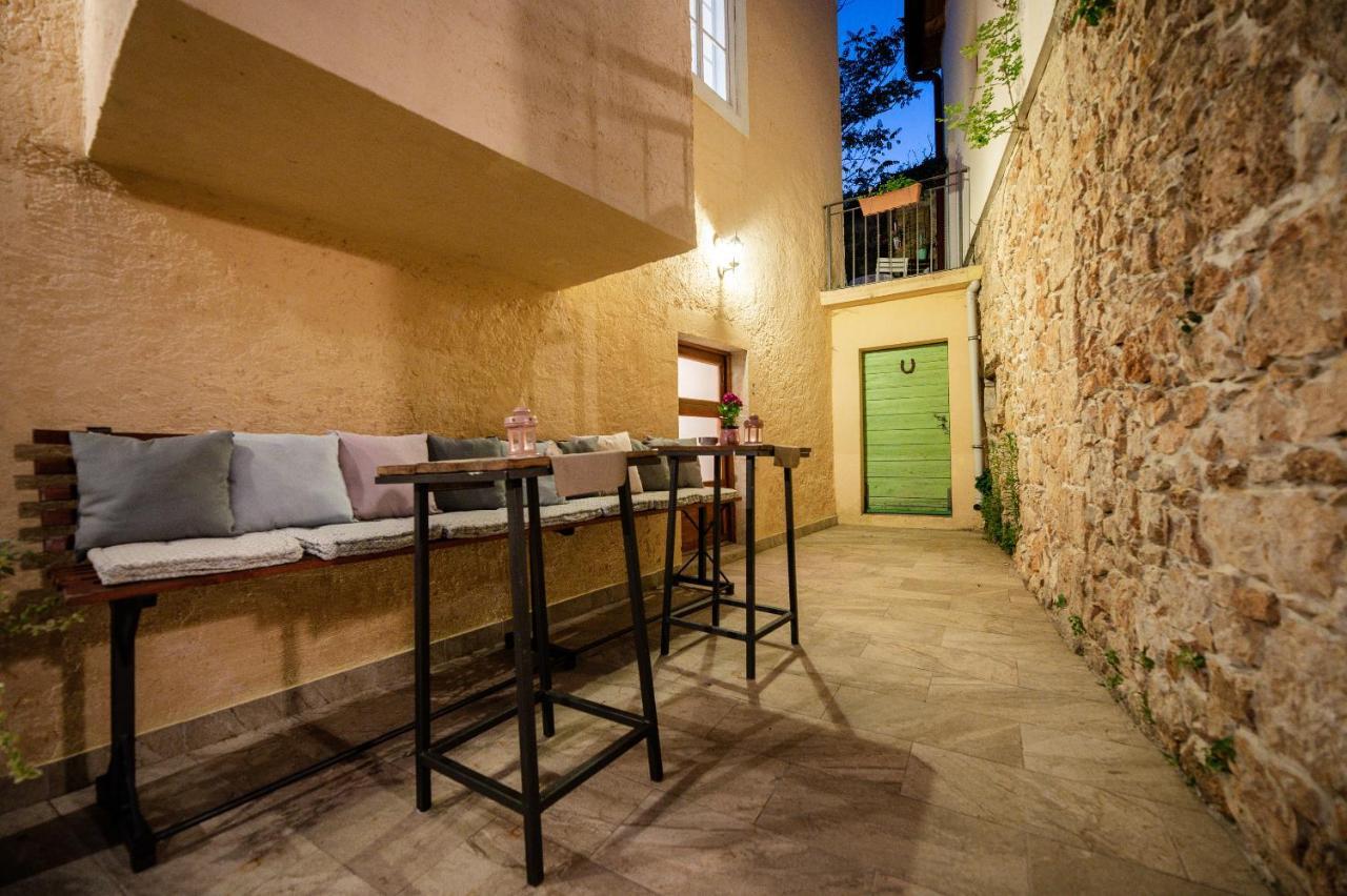 Boutique B&B Mali Pariz Grizane-Belgrad Exterior photo