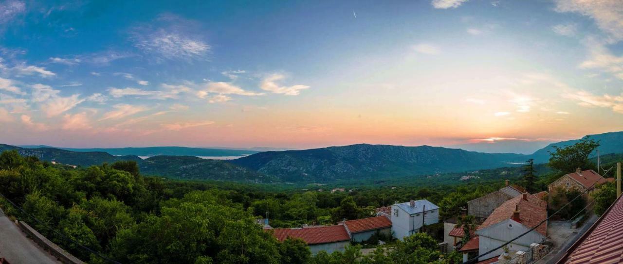 Boutique B&B Mali Pariz Grizane-Belgrad Exterior photo